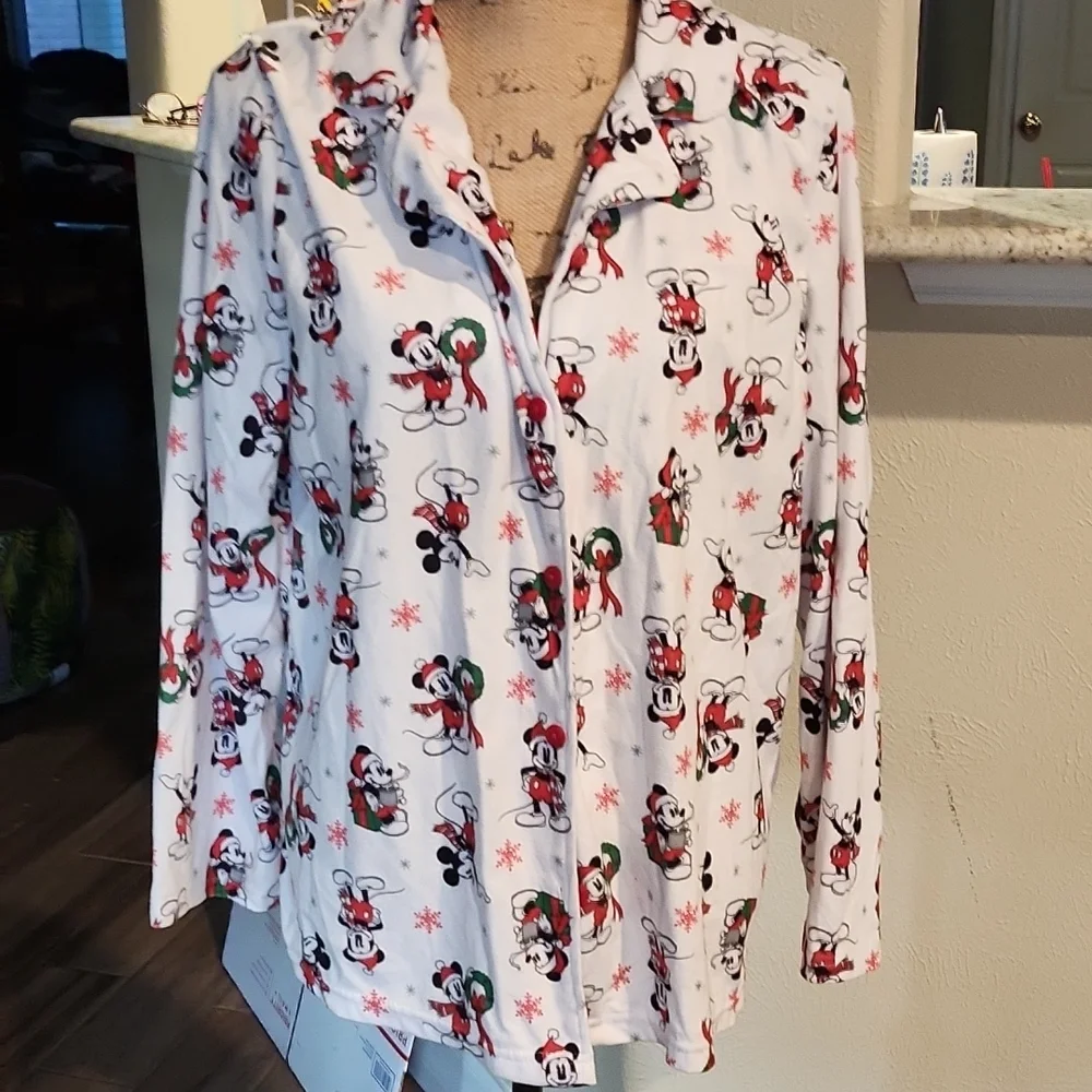 Disney size large women's pajama top 0400 - Picture 1 of 2